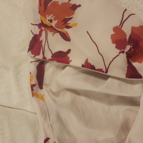 Skirt - Picture 4 of 4